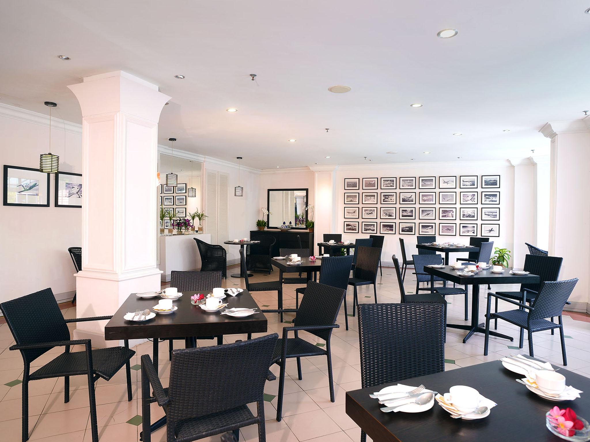 Bella Vista Express Hotel Pantai Cenang  Kültér fotó