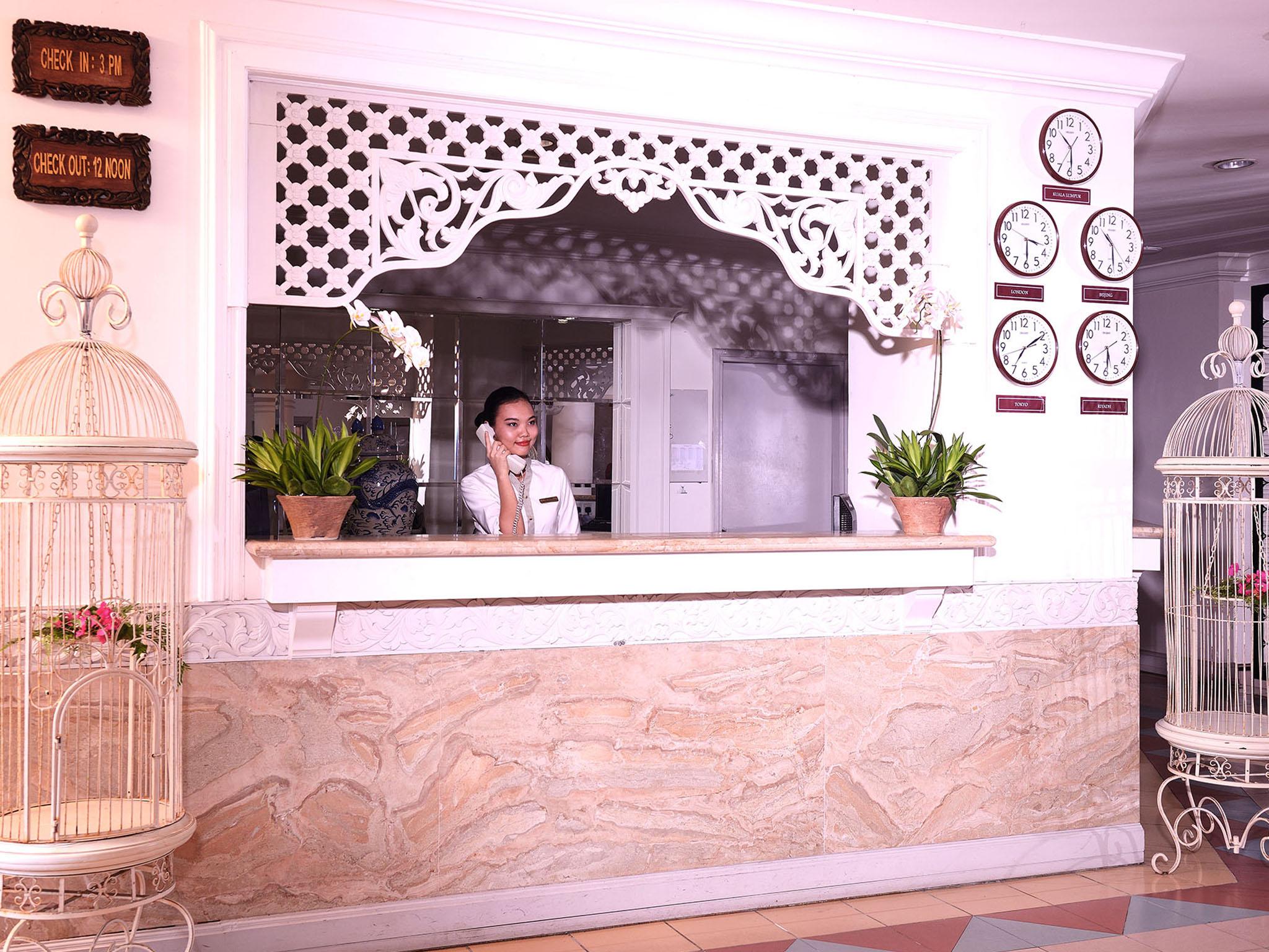 Bella Vista Express Hotel Pantai Cenang  Kültér fotó