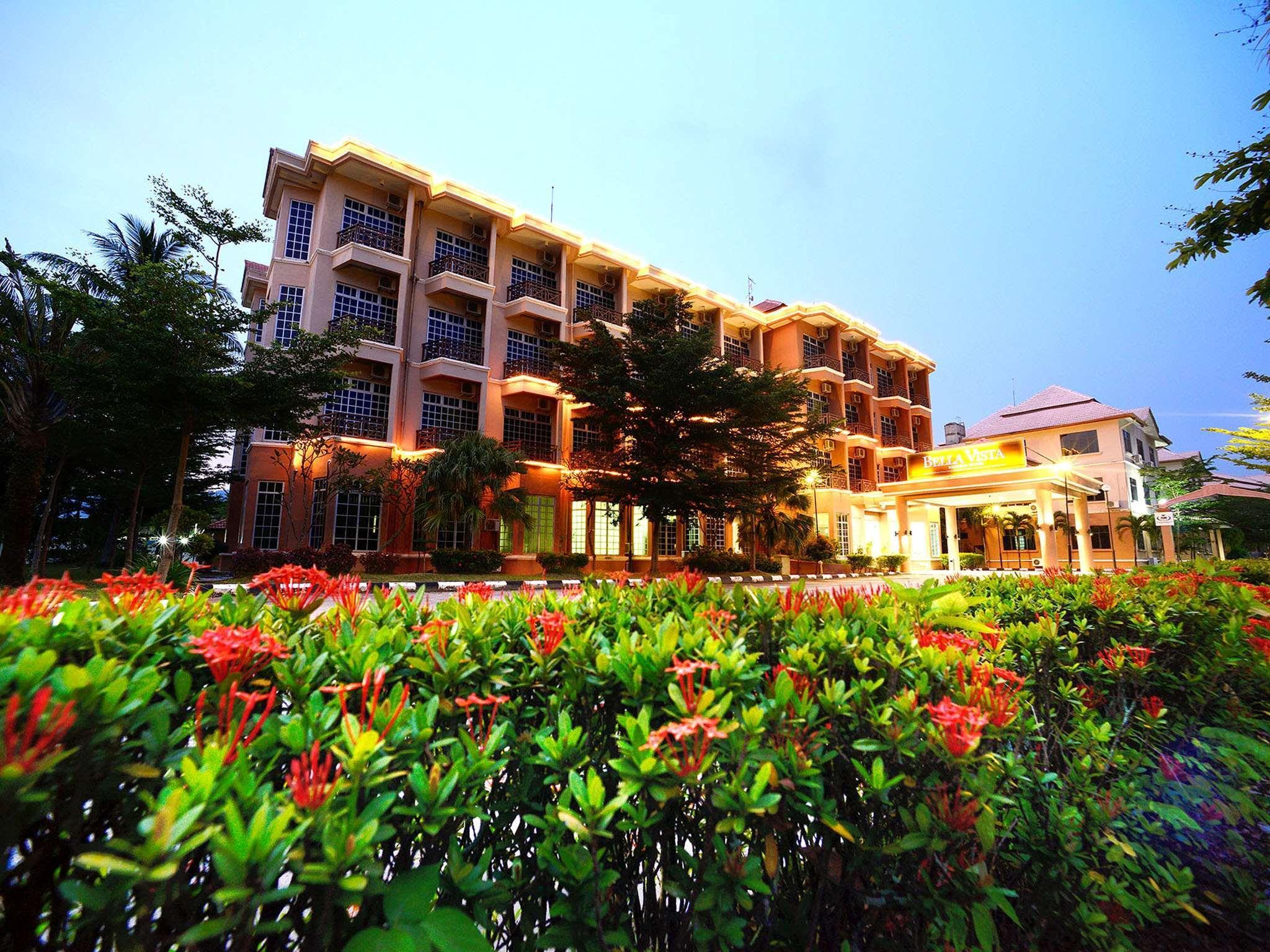 Bella Vista Express Hotel Pantai Cenang  Kültér fotó