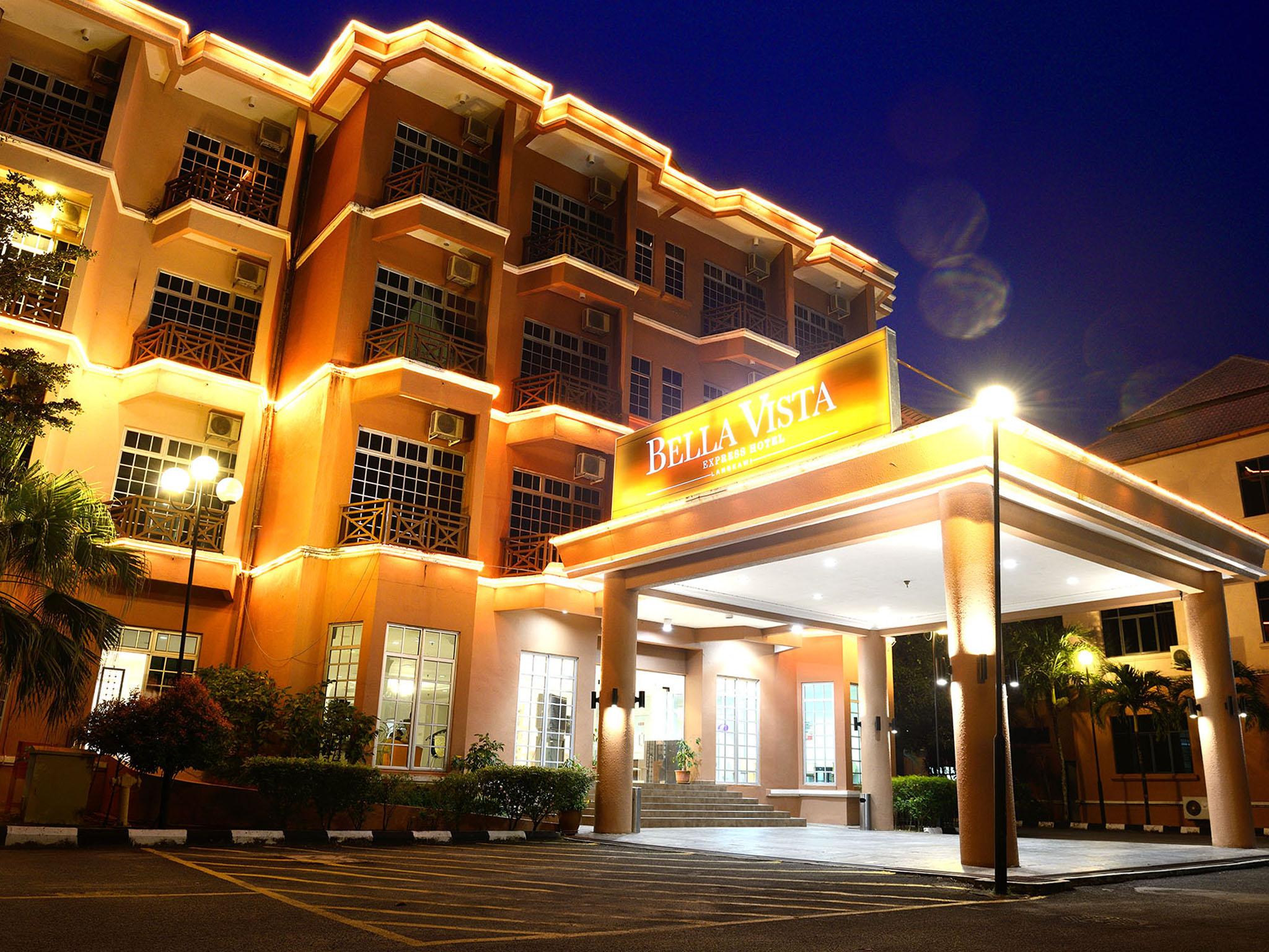 Bella Vista Express Hotel Pantai Cenang  Kültér fotó