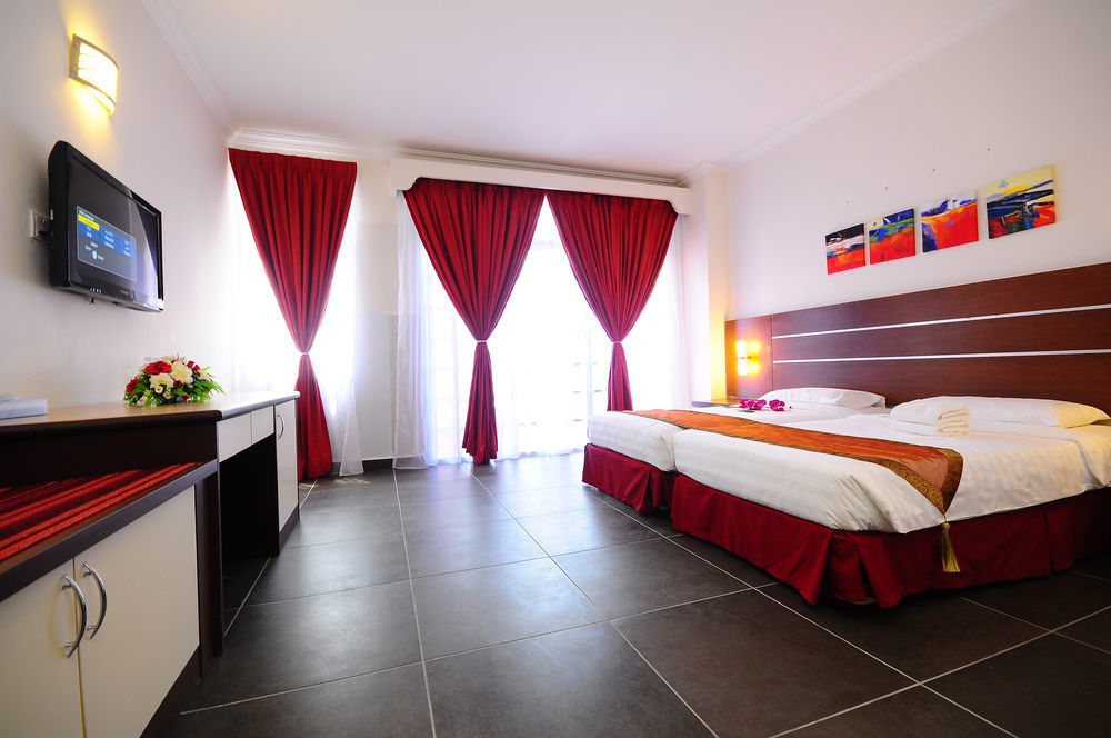 Bella Vista Express Hotel Pantai Cenang  Kültér fotó
