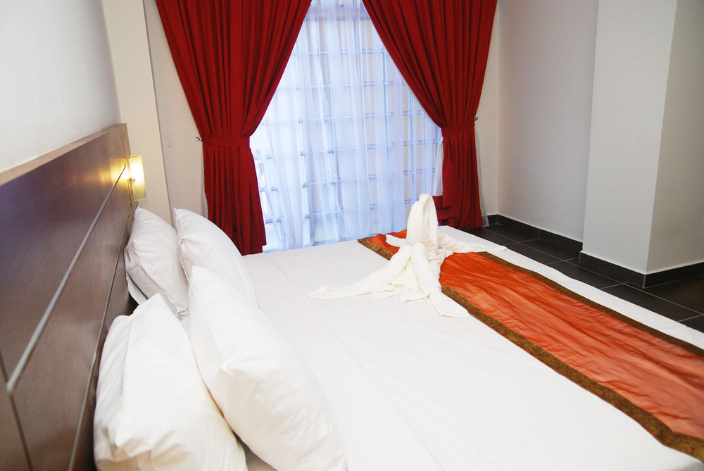 Bella Vista Express Hotel Pantai Cenang  Kültér fotó