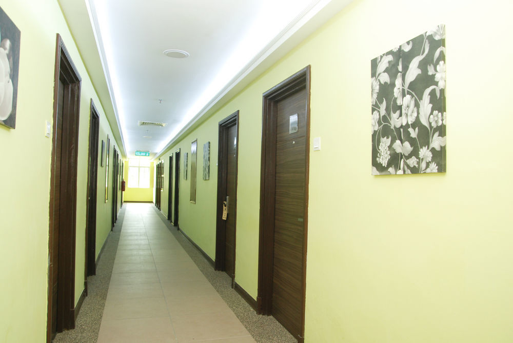 Bella Vista Express Hotel Pantai Cenang  Kültér fotó