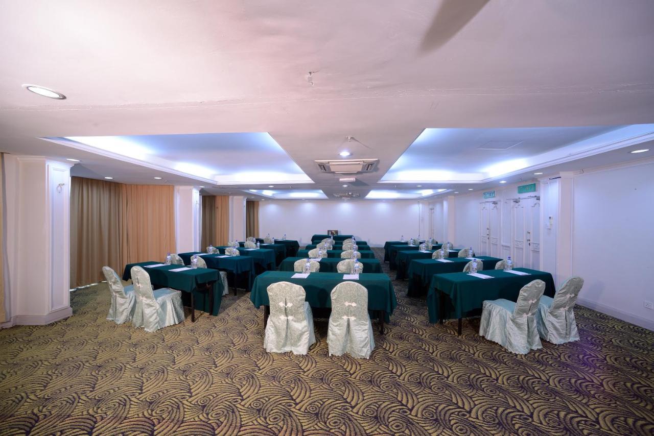 Bella Vista Express Hotel Pantai Cenang  Kültér fotó